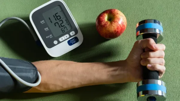 ۵ راهکار کلیدی برای کنترل فشار خون بالا در خانه